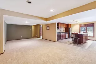 1482 N Innsbruck Dr NE, Fridley, MN 55432 - Photo 27