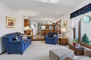 11362 Burr Ridge Ln, Eden Prairie, MN 55347 - Photo 9