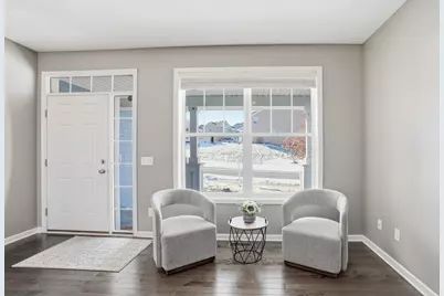 1525 Hemlock Way, Chanhassen, MN 55317 - Photo 7