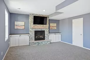 1525 Hemlock Way, Chanhassen, MN 55317 - Photo 35