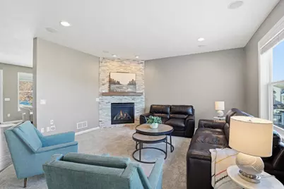 1525 Hemlock Way, Chanhassen, MN 55317 - Photo 9