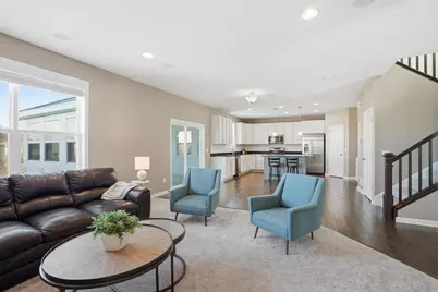 1525 Hemlock Way, Chanhassen, MN 55317 - Photo 11