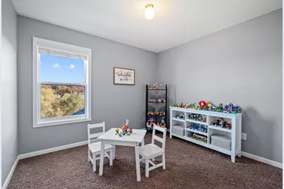 1525 Hemlock Way, Chanhassen, MN 55317 - Photo 31