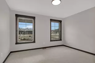 611 Brookwood Ln, Saint Cloud, MN 56303 - Photo 21