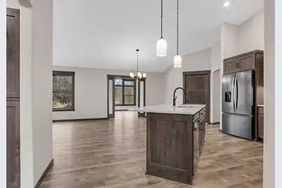 611 Brookwood Lane, Saint Cloud, MN 56303 - Photo 9