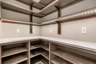 611 Brookwood Ln, Saint Cloud, MN 56303 - Photo 9