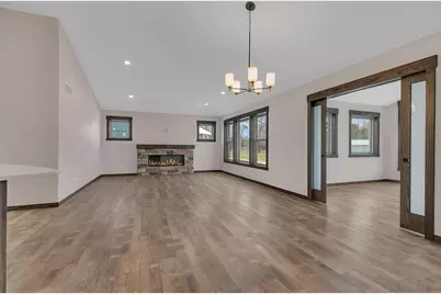 611 Brookwood Lane, Saint Cloud, MN 56303 - Photo 11