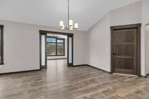 611 Brookwood Ln, Saint Cloud, MN 56303 - Photo 13