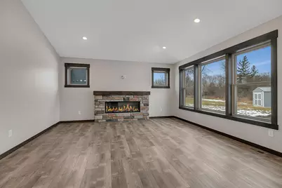 611 Brookwood Lane, Saint Cloud, MN 56303 - Photo 11