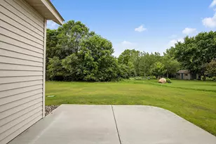 611 Brookwood Ln, Saint Cloud, MN 56303 - Photo 33