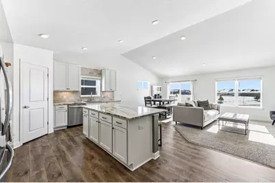 7780 207th Street W, Lakeville, MN 55044 - Photo 9