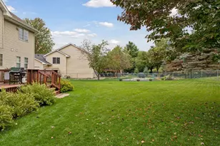 7746 Newbury Rd, Woodbury, MN 55125 - Photo 43