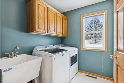 7746 Newbury Road, Woodbury, MN 55125 - Photo 19