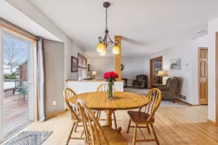 7746 Newbury Rd, Woodbury, MN 55125 - Photo 11