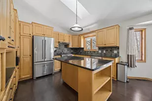 10160 Taylor Ct NE, Blaine, MN 55434 - Photo 9