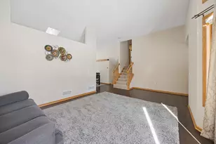 10160 Taylor Ct NE, Blaine, MN 55434 - Photo 5