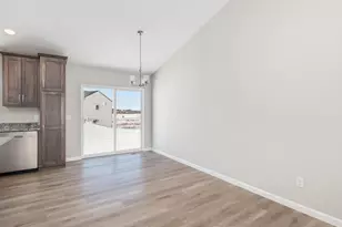 9514 Andrew Ave, Elko New Market, MN 55020 - Photo 11