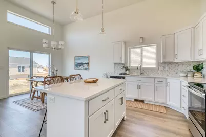 6747 68th Avenue S, Horace, ND 58047 - Photo 11