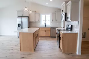 1474 66th Ave S, Fargo, ND 58104 - Photo 11