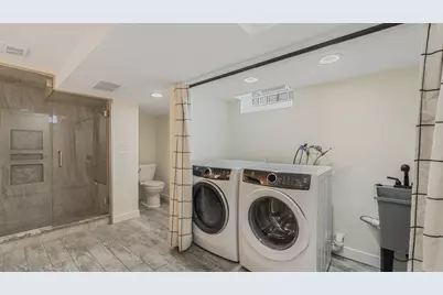 583 Cromwell Avenue, Saint Paul, MN 55104 - Photo 13