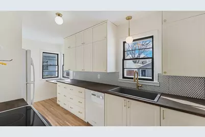 583 Cromwell Avenue, Saint Paul, MN 55104 - Photo 5