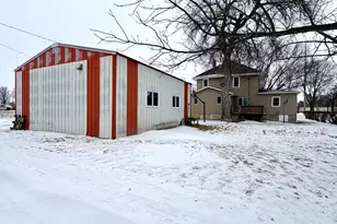 211 N Grove St, Okabena, MN 56161 - Photo 23