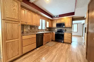211 N Grove St, Okabena, MN 56161 - Photo 9