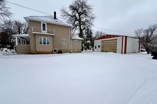 211 N Grove St, Okabena, MN 56161 - Photo 21