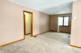 211 N Grove St, Okabena, MN 56161 - Photo 7