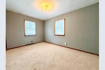 211 N Grove Street, Okabena, MN 56161 - Photo 15
