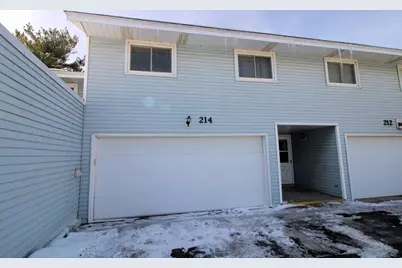 214 Shawnee Trail, Shakopee, MN 55379 - Photo 1