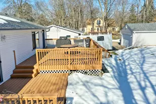 30325 Elm St, Lindstrom, MN 55045 - Photo 7