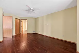 992 Stratford Ct, Burnsville, MN 55337 - Photo 13