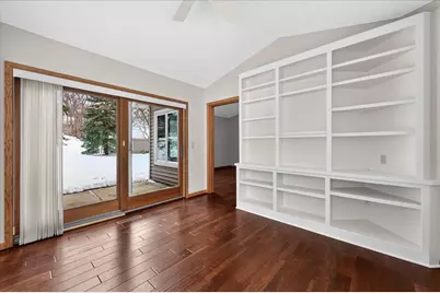 992 Stratford Court, Burnsville, MN 55337 - Photo 11