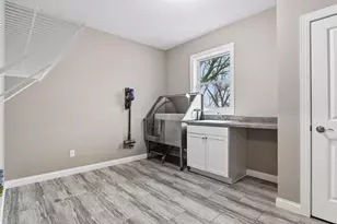 16571 Reeder Rdg, Eden Prairie, MN 55347 - Photo 17