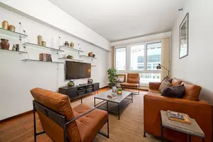 433 7th St. S, Minneapolis, MN 55415 - Photo 3