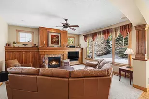 1520 Bridgewater Rd, Golden Valley, MN 55422 - Photo 11