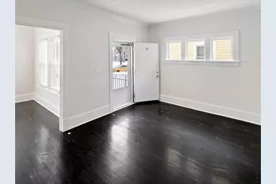 1635 Sheridan Avenue N, Minneapolis, MN 55411 - Photo 7