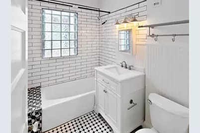 1635 Sheridan Avenue N, Minneapolis, MN 55411 - Photo 19