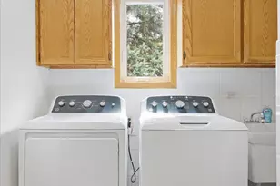 3438 Silver Ln NE, Saint Paul, MN 55421 - Photo 9