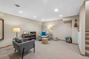 8351 W Lake Dr, Chanhassen, MN 55317 - Photo 33