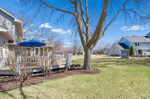 8351 W Lake Dr, Chanhassen, MN 55317 - Photo 37