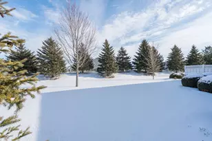 731 Grayhawk Cir, Mankato, MN 56001 - Photo 31