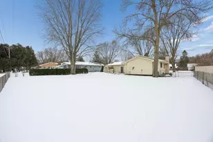 1011 Hazel St, River Falls, WI 54022 - Photo 27
