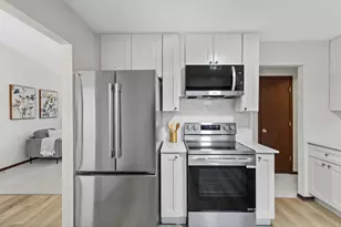 8119 28th Ave N, New Hope, MN 55427 - Photo 9