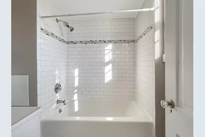 2725 Dupont Avenue S, Minneapolis, MN 55408 - Photo 29