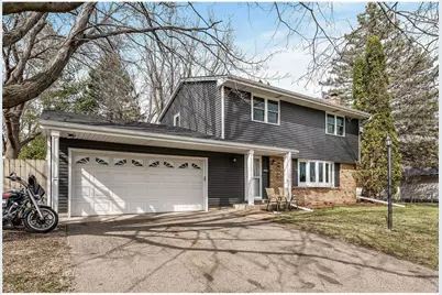 10425 Vessey Road, Bloomington, MN 55437 - Photo 3