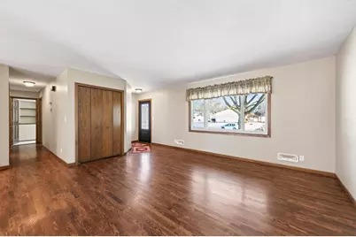 6840 Innsdale Avenue S, Cottage Grove, MN 55016 - Photo 5