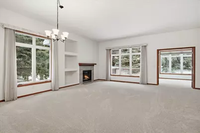 10395 Lancaster Cove, Woodbury, MN 55129 - Photo 17