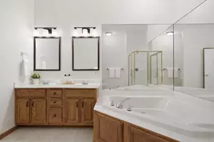 10395 Lancaster Cove, Woodbury, MN 55129 - Photo 3